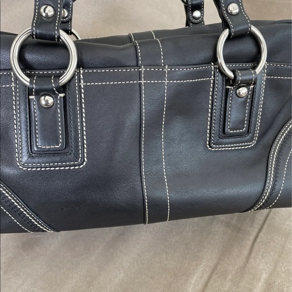 Coach Black Large Leather Handbag - Picture 2 of 6
